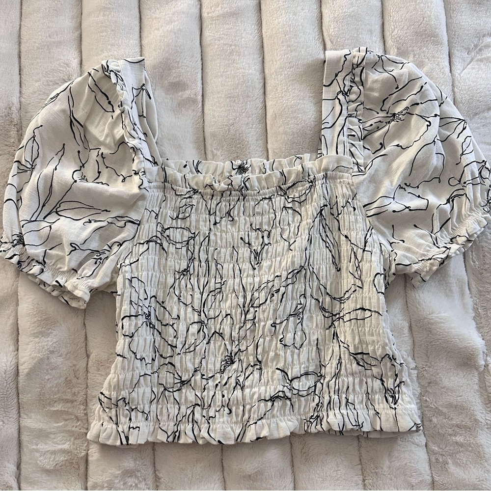 Floral Puff Sleeve Top